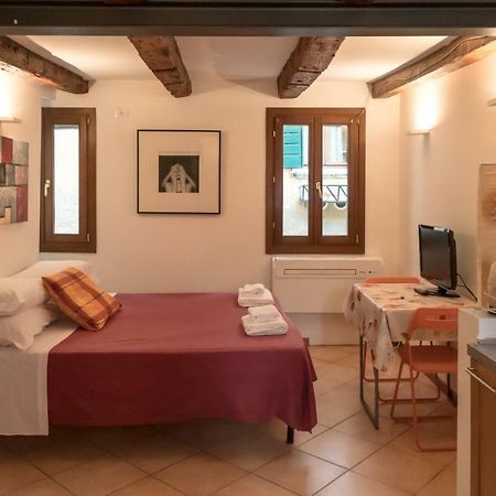 In The Heart Of Biennale Ac Wi-Fi Apartment Венеция Екстериор снимка
